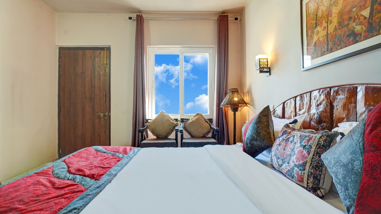 Photo of Bedroom in Mukteshwar