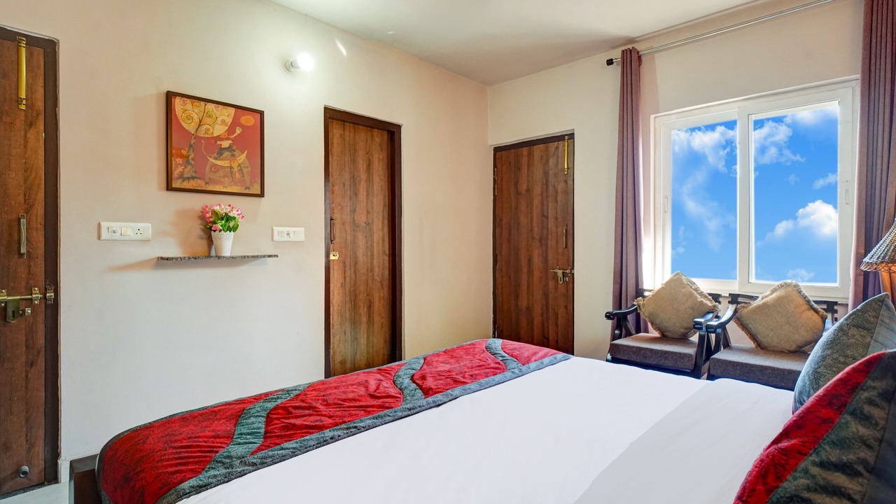 Photo of Bedroom in Mukteshwar