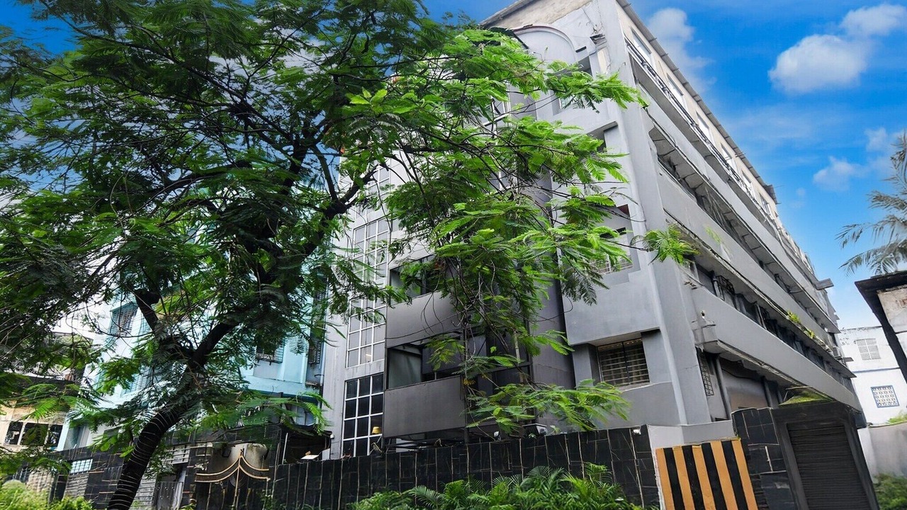 Photo of Outdoor in Park Street