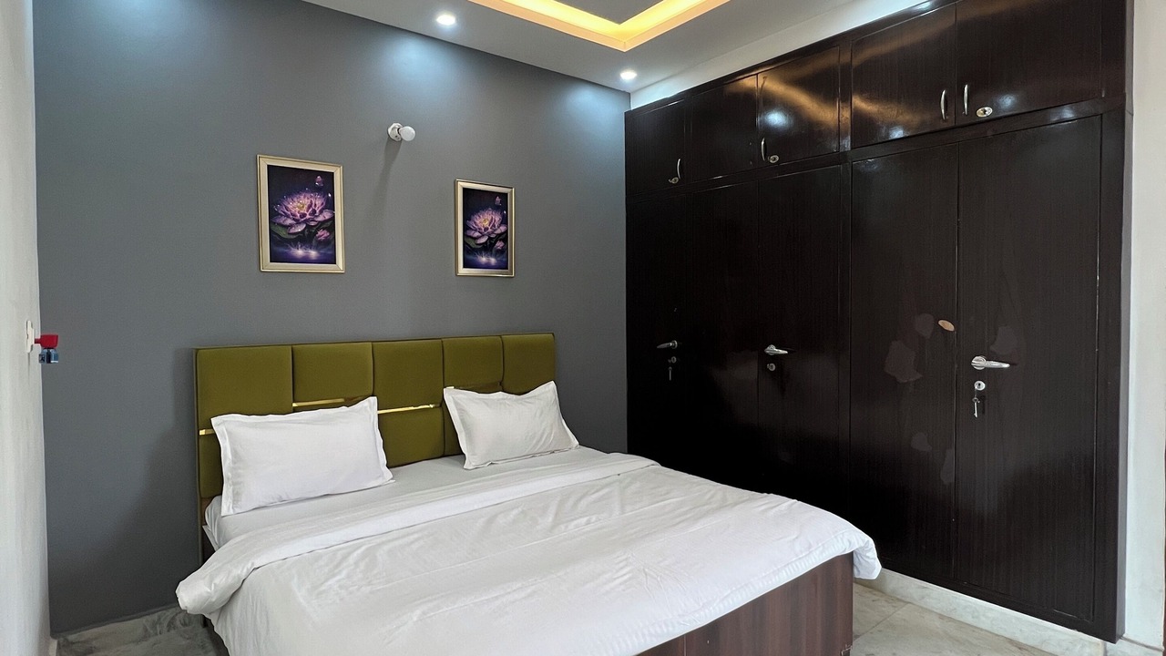 Photo of Bedroom in Greater Noida