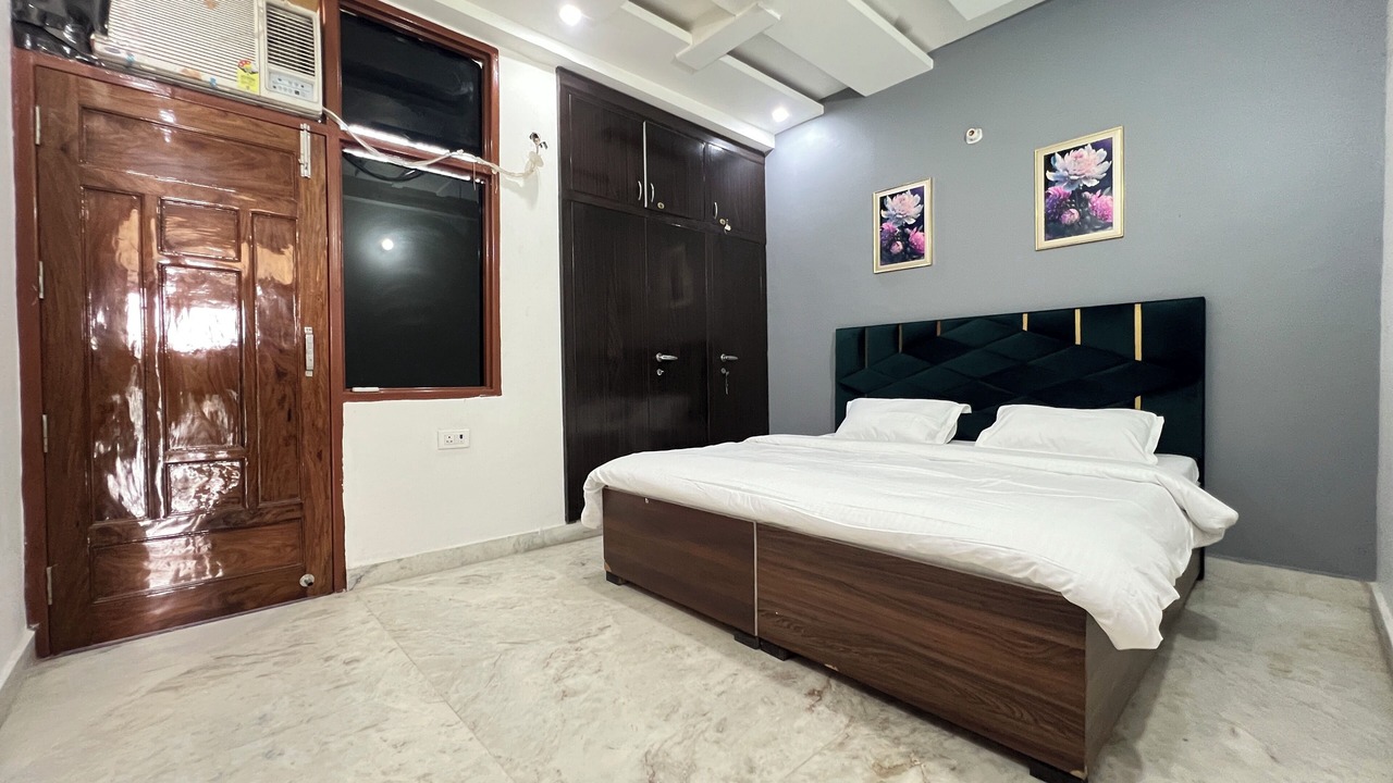 Photo of Bedroom in Greater Noida