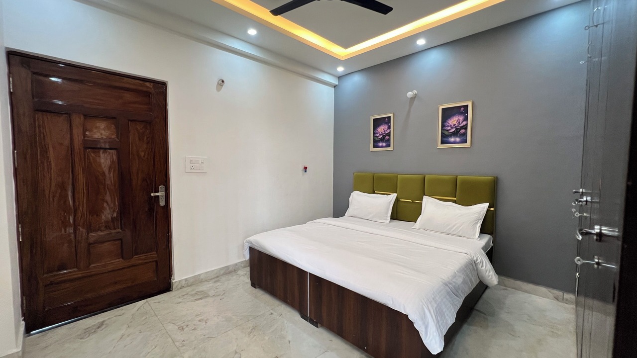 Photo of Bedroom in Greater Noida