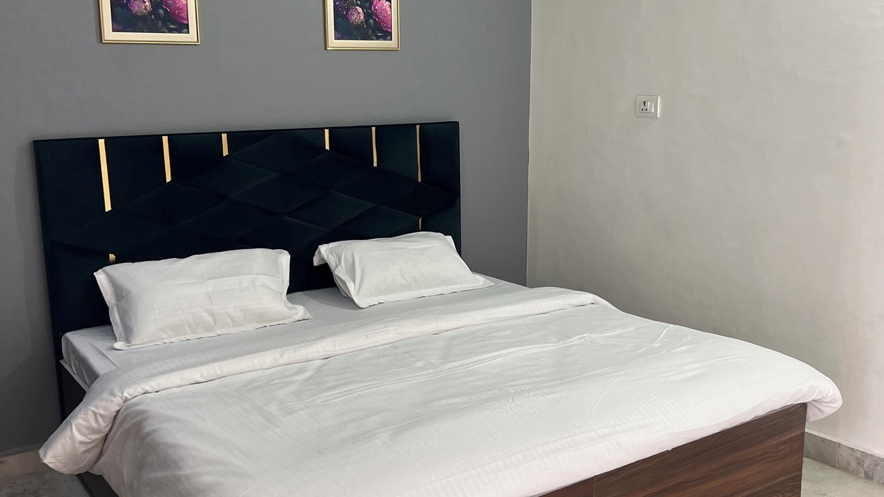 Photo of Bedroom in Greater Noida