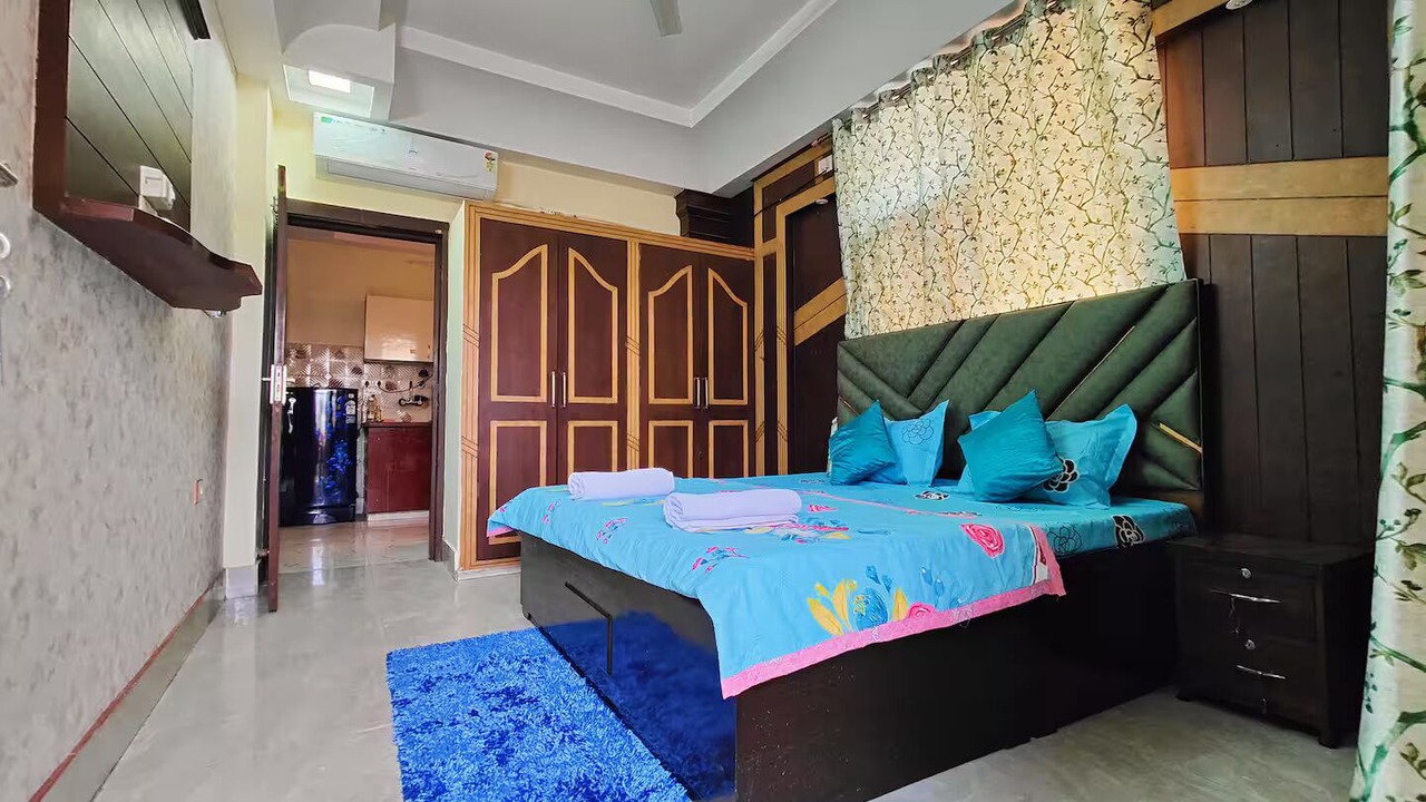 Photo of Bedroom in Mayapur