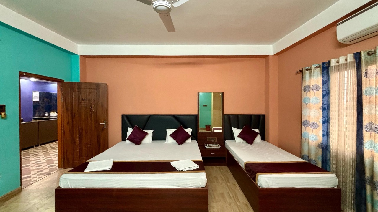 Photo of Bedroom in Sualkuchi