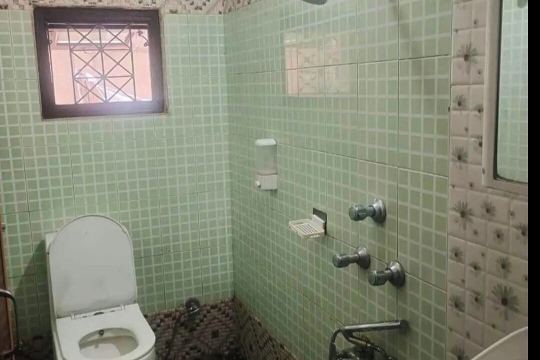 Photo of Bathroom in Sualkuchi