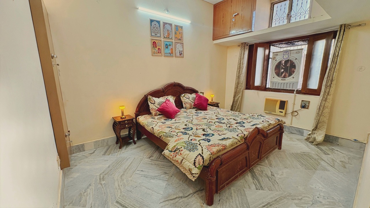Photo of Bedroom in Vrindavan