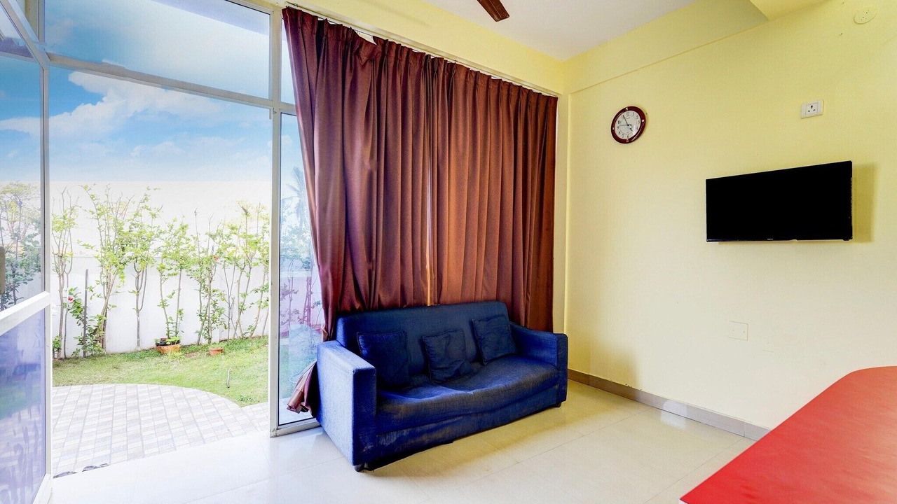 Photo of Livingroom in Vadanemelli