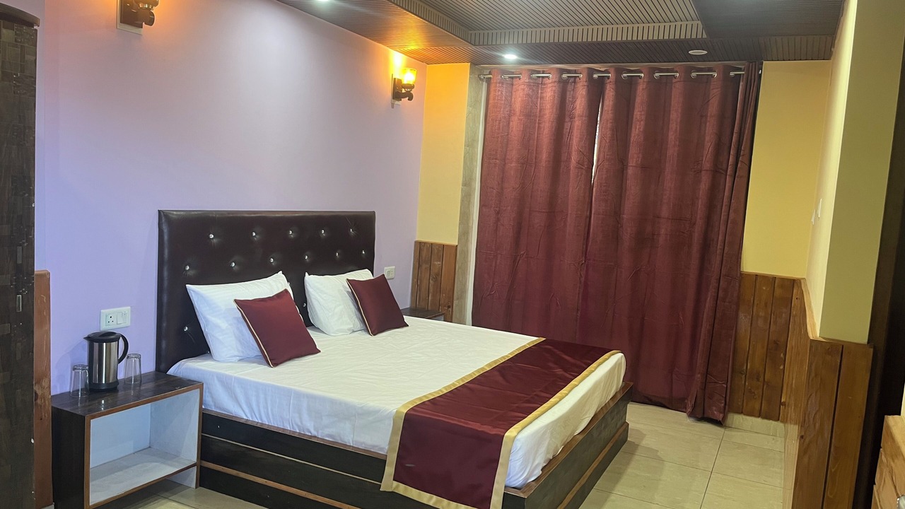 Photo of Bedroom in Sarahan