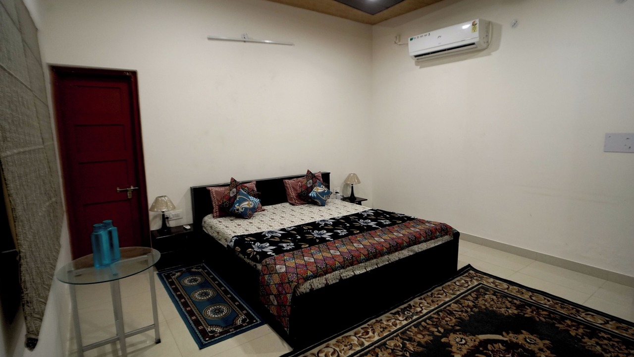 Photo of Bedroom in Agra