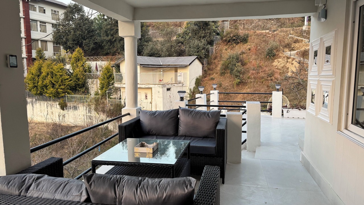 Photo of Patio Balcony in Mukteshwar