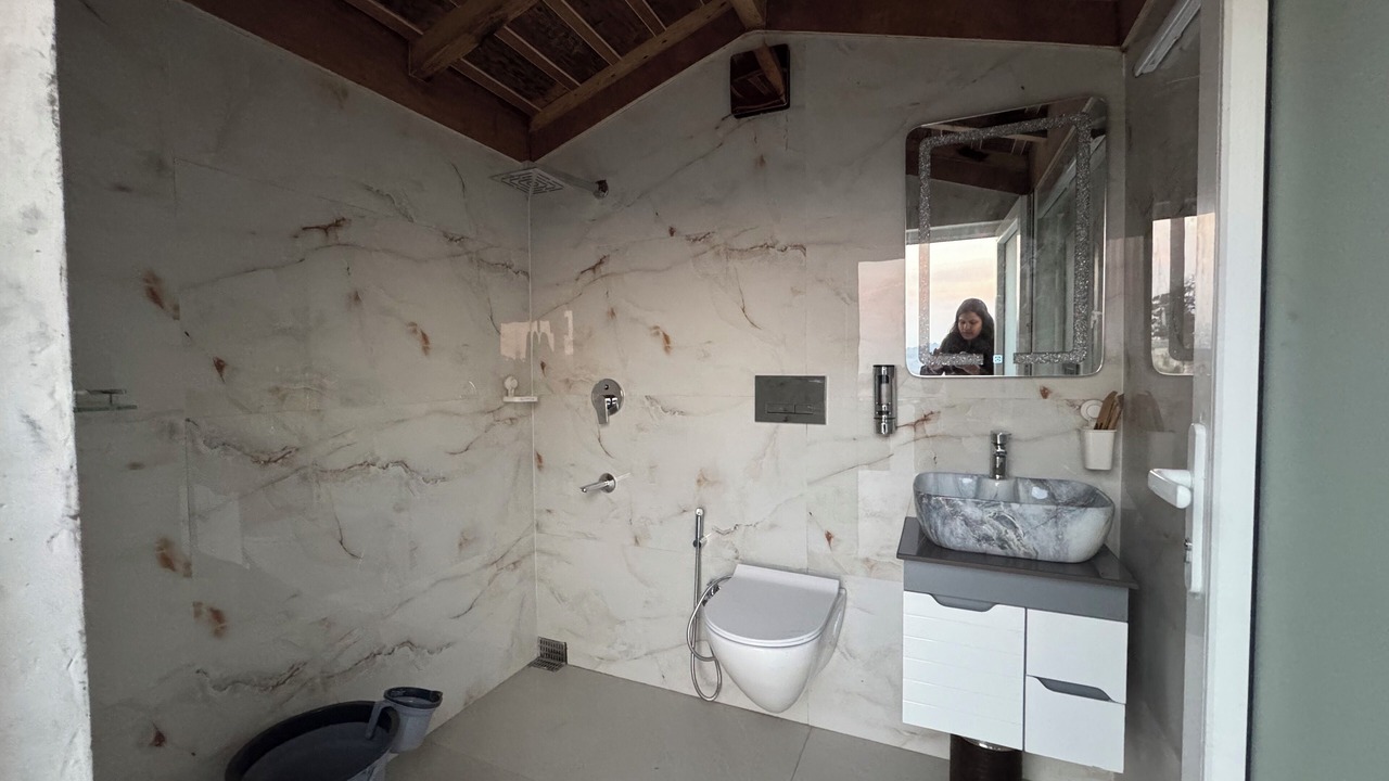 Photo of Bathroom in Mukteshwar