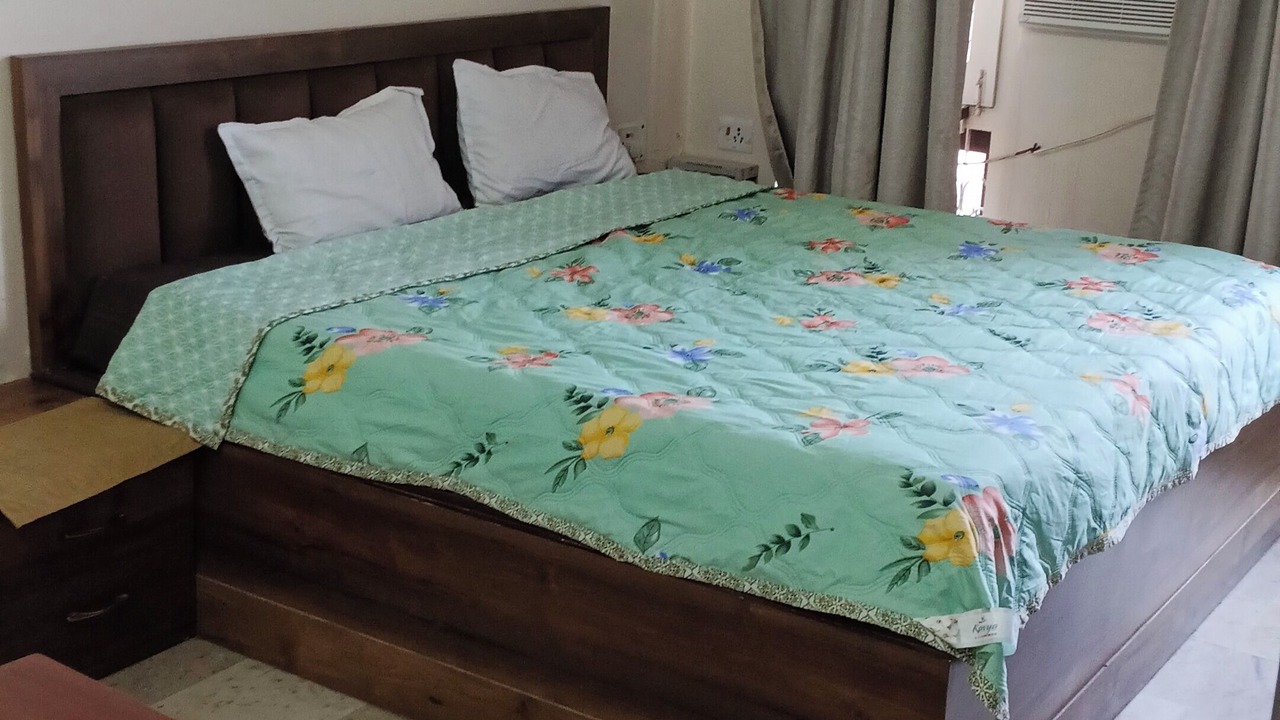 Photo of Bedroom in Mathura