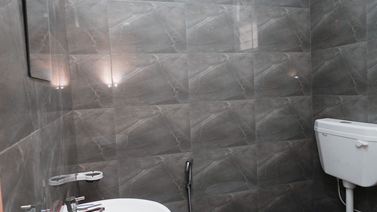 Photo of Bathroom in Sualkuchi