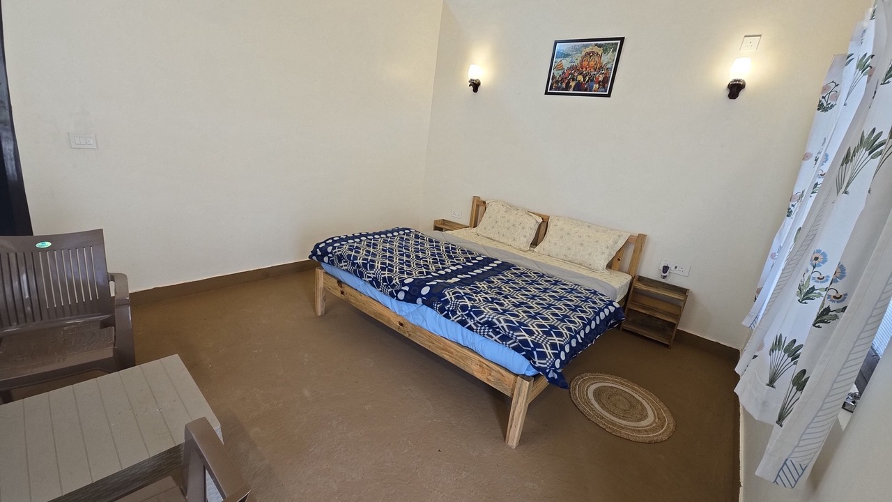 Photo of Bedroom in Almora