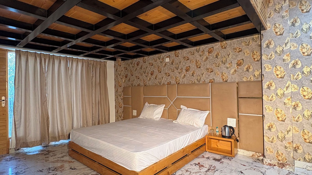 Photo of Bedroom in Solan