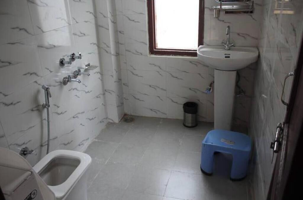 Photo of Bathroom in Banjar