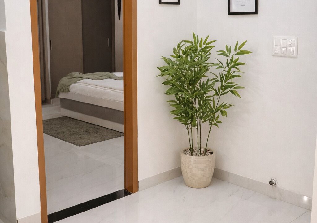 Photo of Bedroom in DLF Phase 5