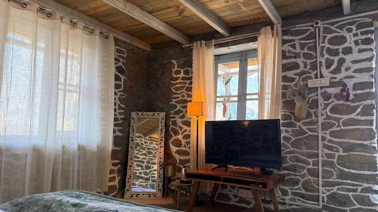 Photo of Bedroom in Naggar