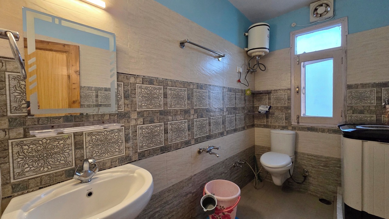 Photo of Bathroom in Shimla
