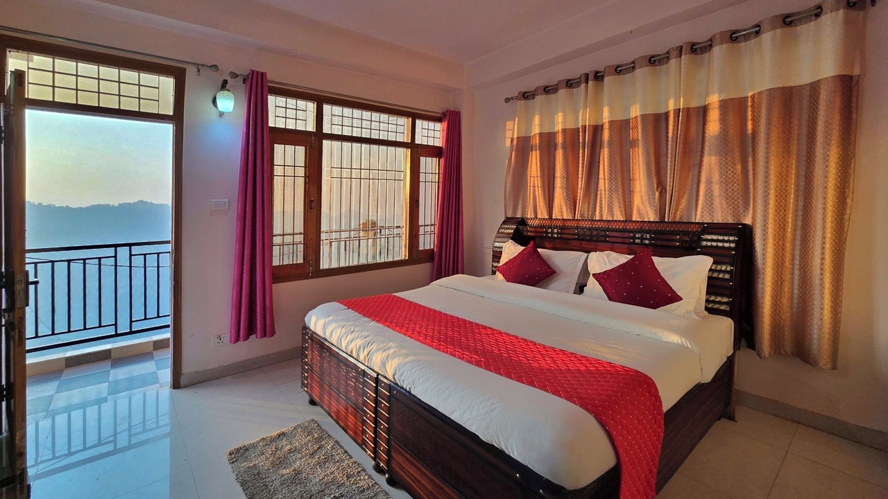 Photo of Bedroom in Shimla
