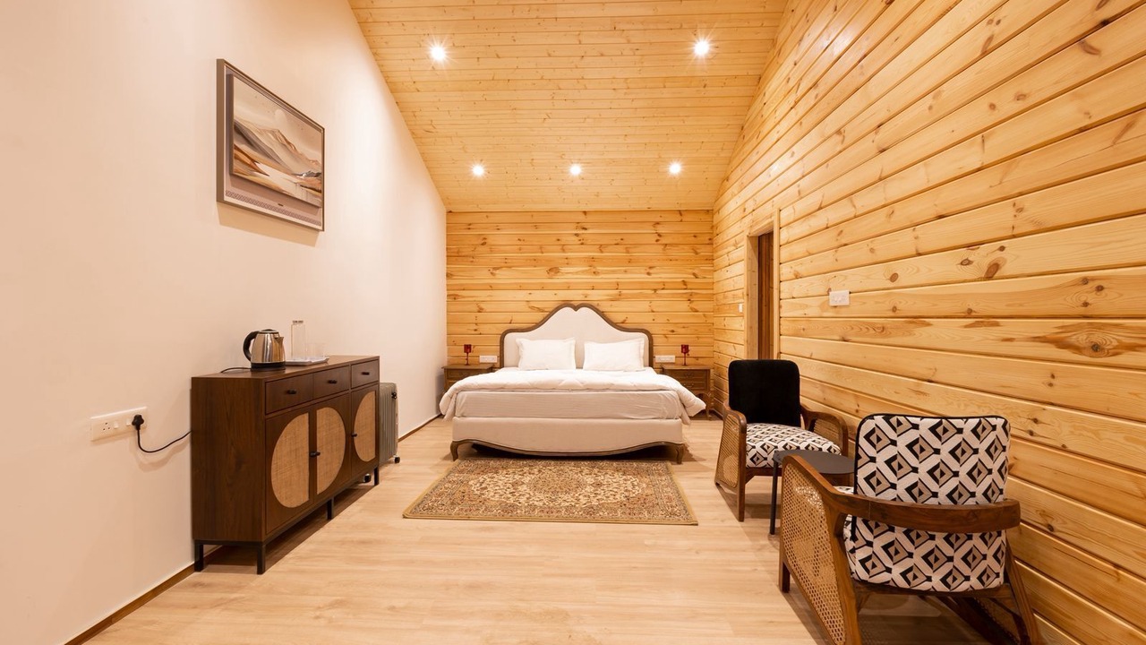 Photo of Bedroom in Tehri
