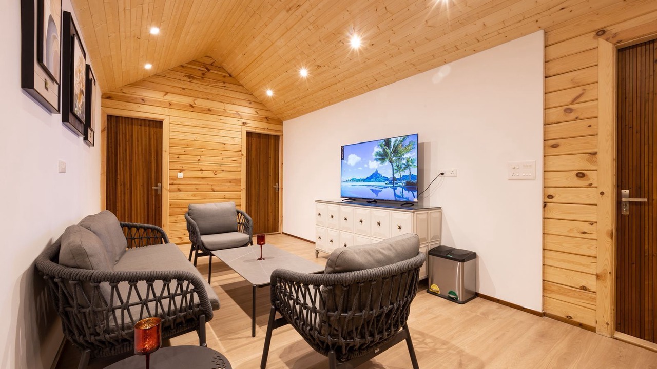 Photo of Livingroom in Tehri