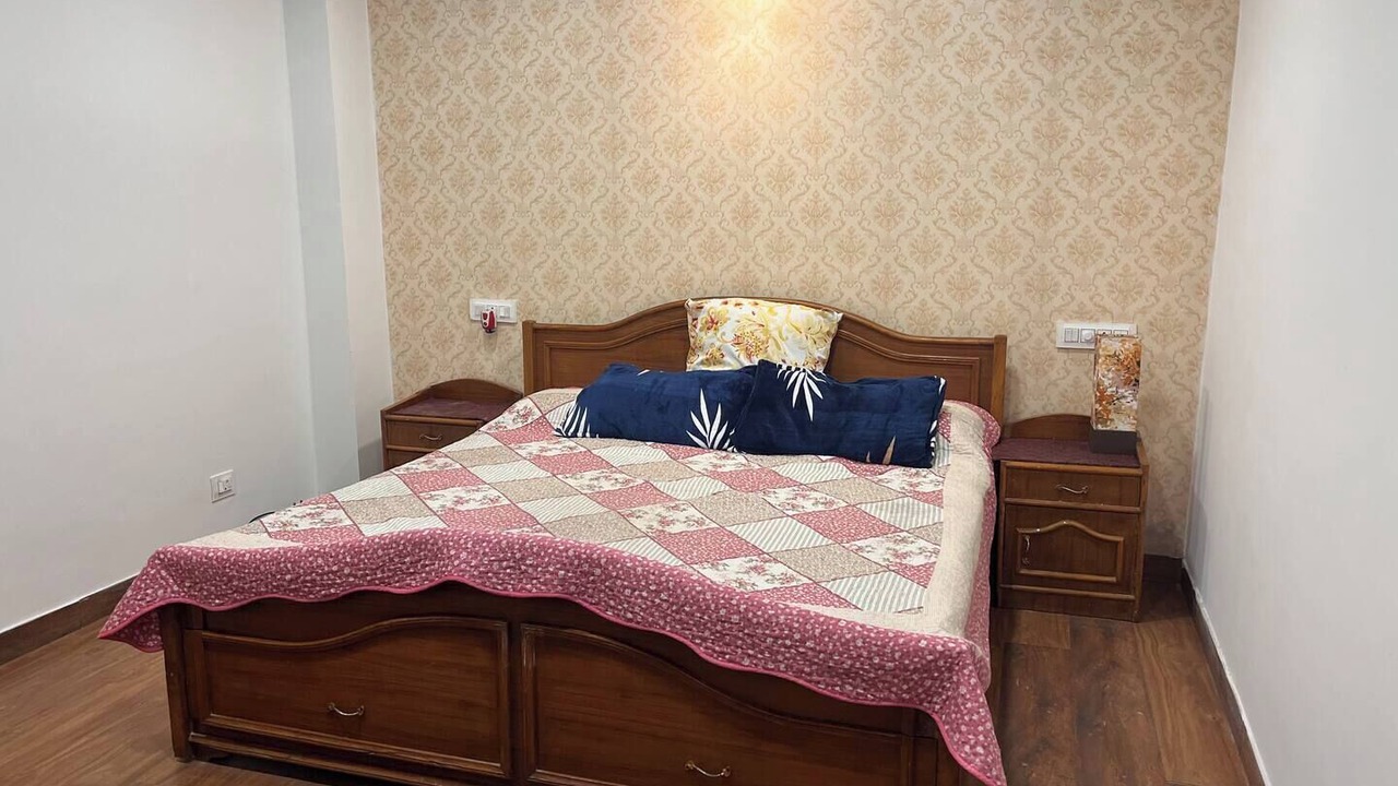 Photo of Bedroom in Kumarhatti