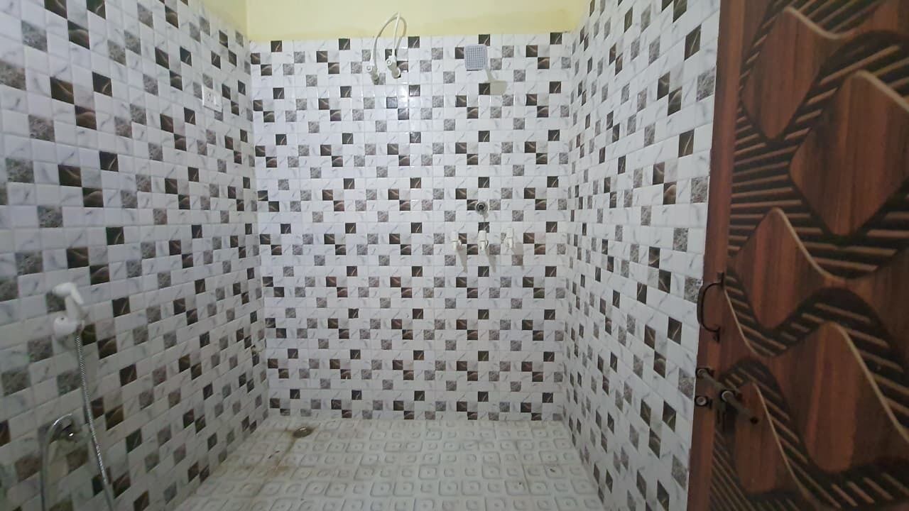 Photo of Bathroom in Haraiya