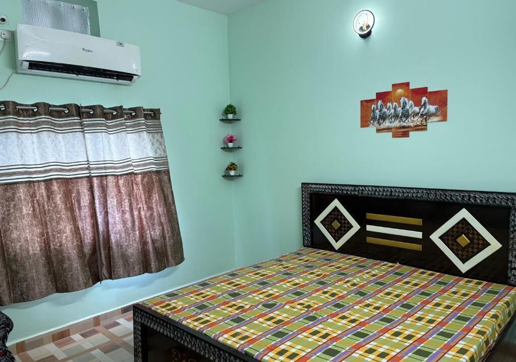 Photo of Bedroom in Maihar