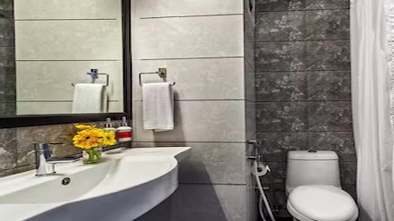 Photo of Bathroom in Varanasi