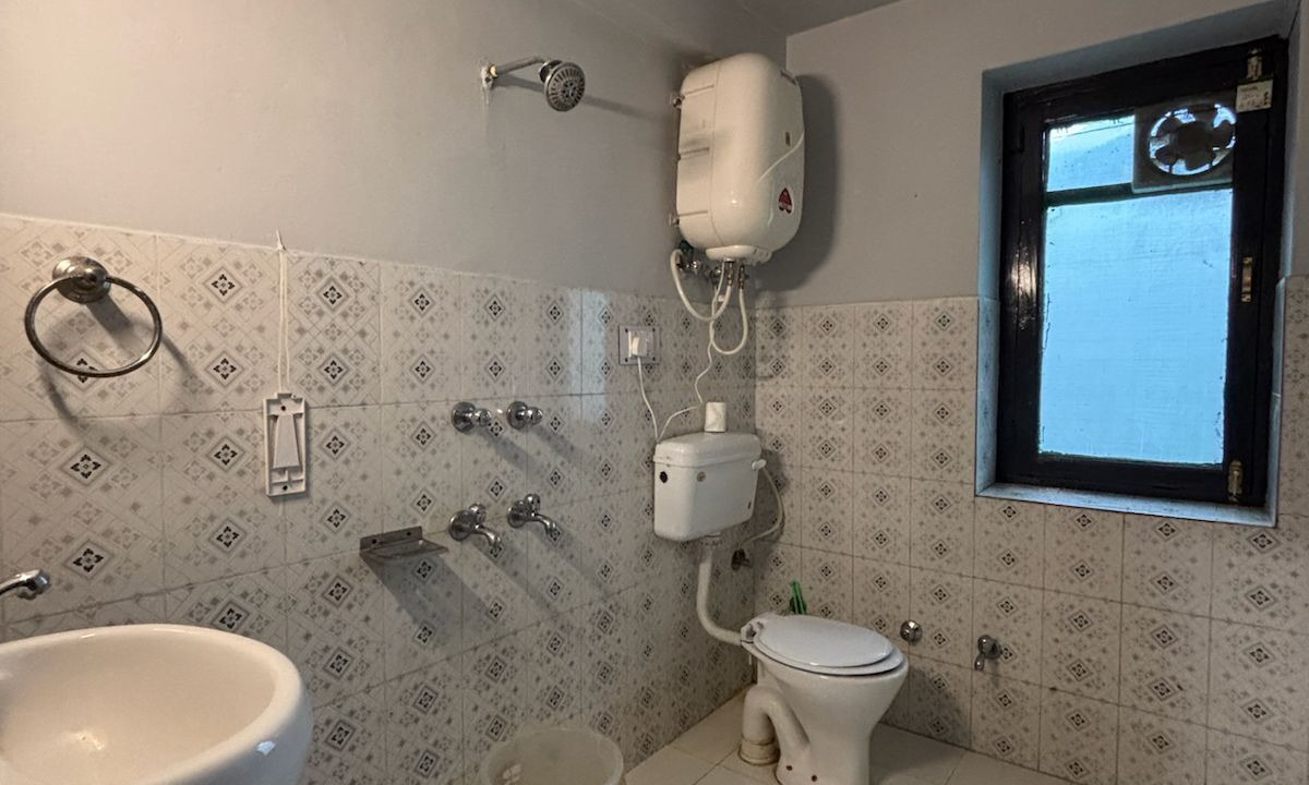 Photo of Bathroom in Burwa