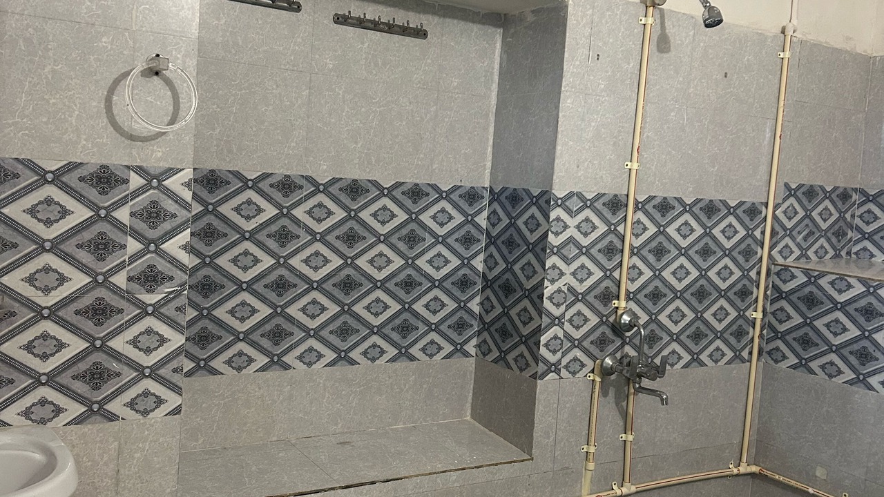 Photo of Bathroom in Gunehr