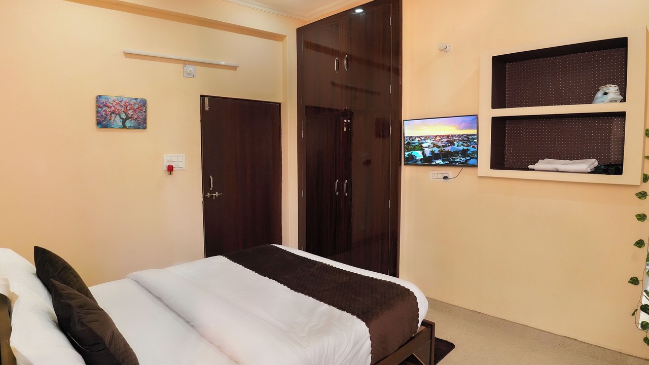 Photo of Bedroom in Varanasi