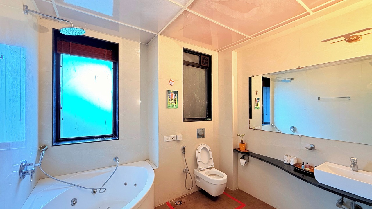 Photo of Bathroom in Aarey Colony