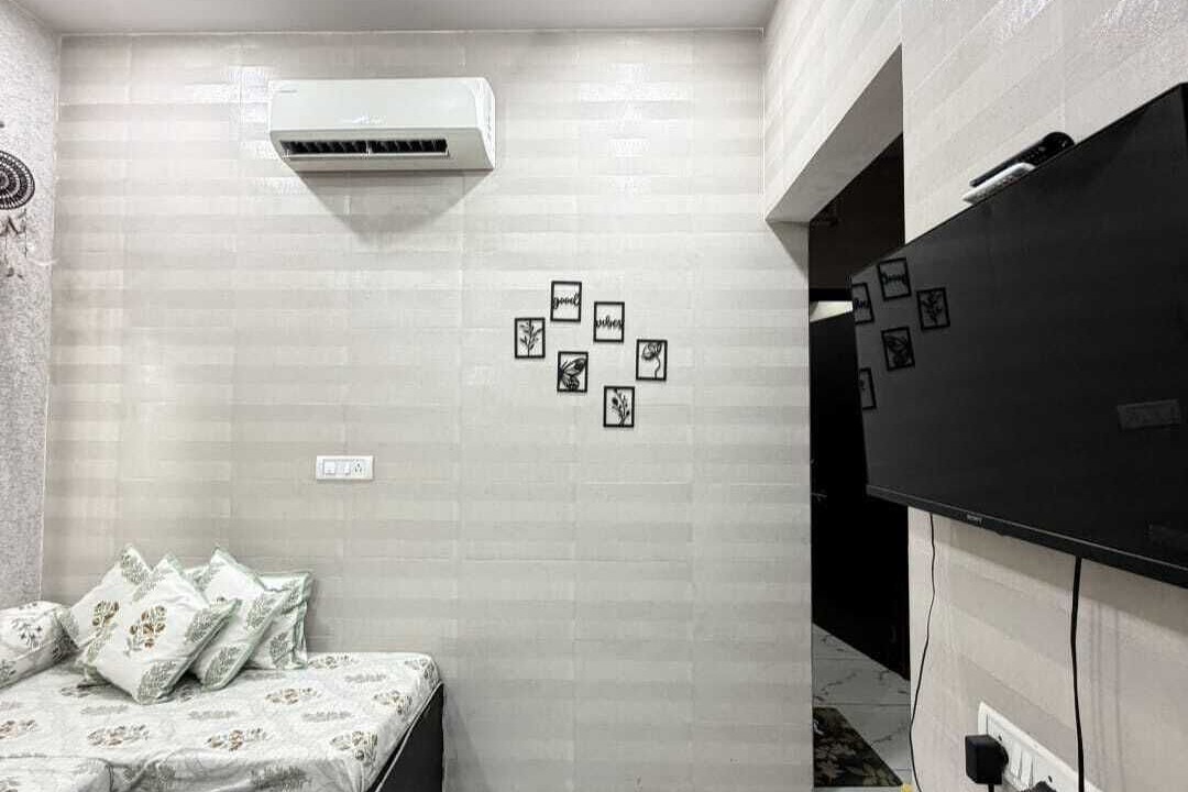 Photo of Bedroom in Vaishali Nagar