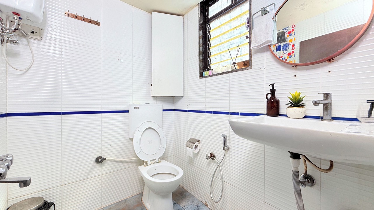 Photo of Bathroom in Versova