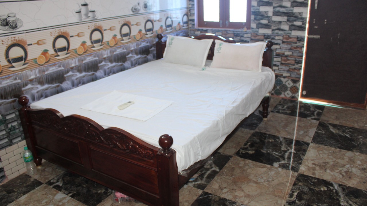 Photo of Bedroom in Tiruvannamalai