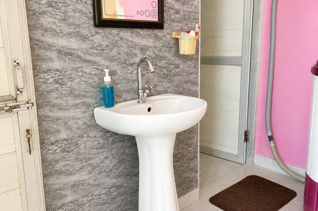 Photo of Bathroom in Dera Gopipur