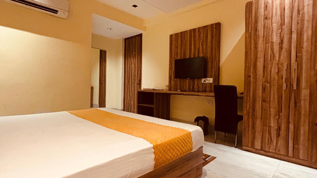 Photo of Bedroom in Mahipalpur