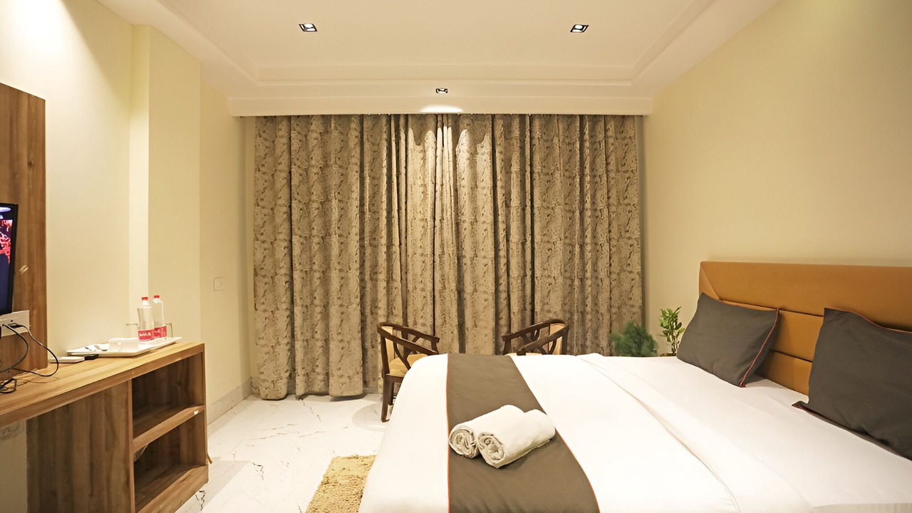 Photo of Bedroom in Mahipalpur