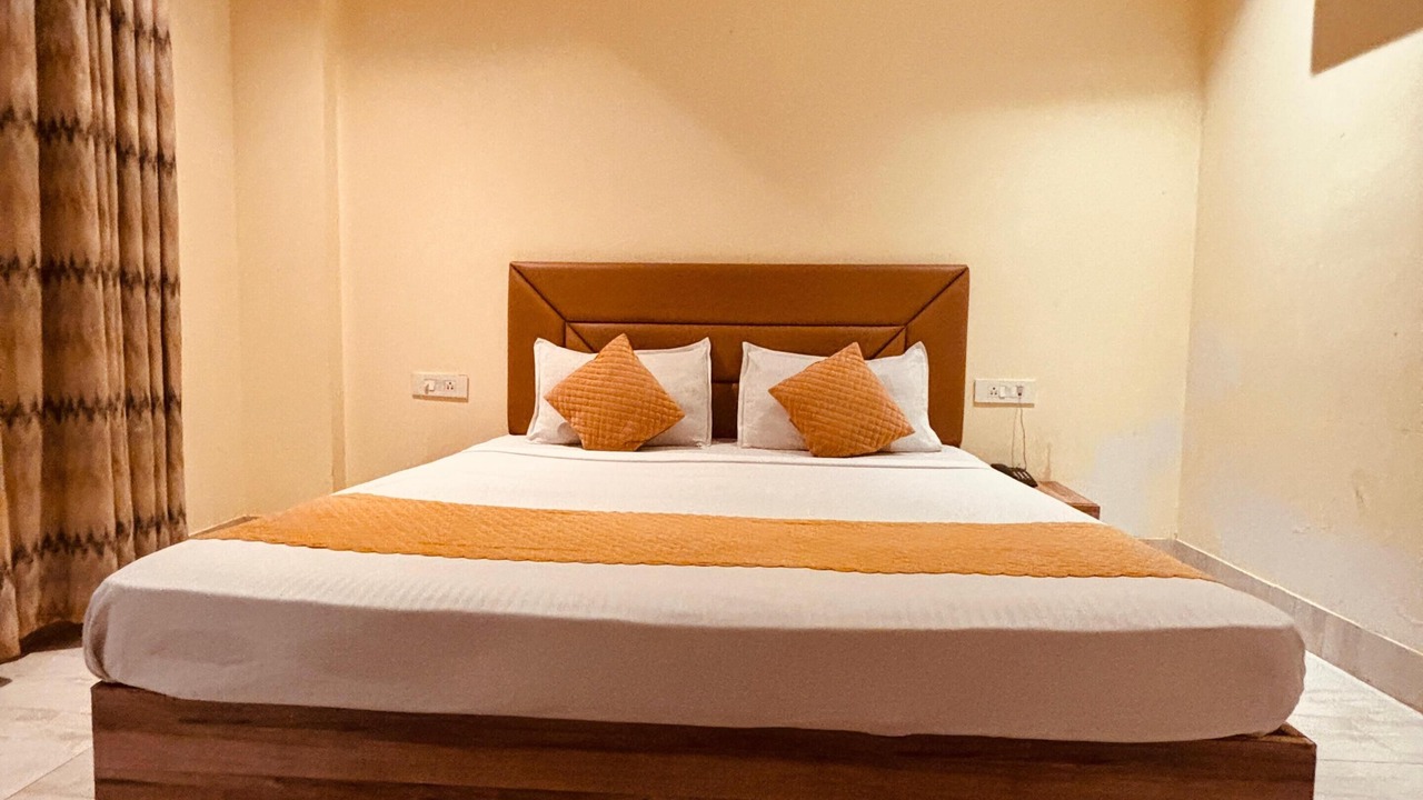 Photo of Bedroom in Mahipalpur