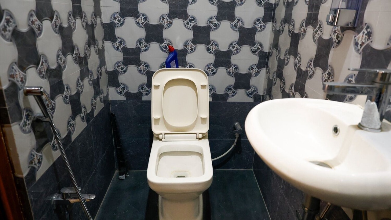 Photo of Bathroom in Varanasi