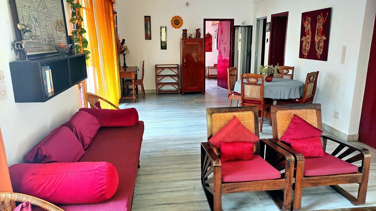 Photo of Livingroom in White Town