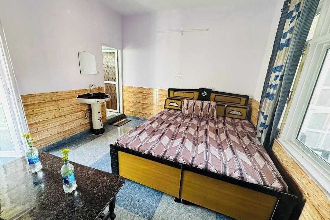 Photo of Bedroom in Rewalsar