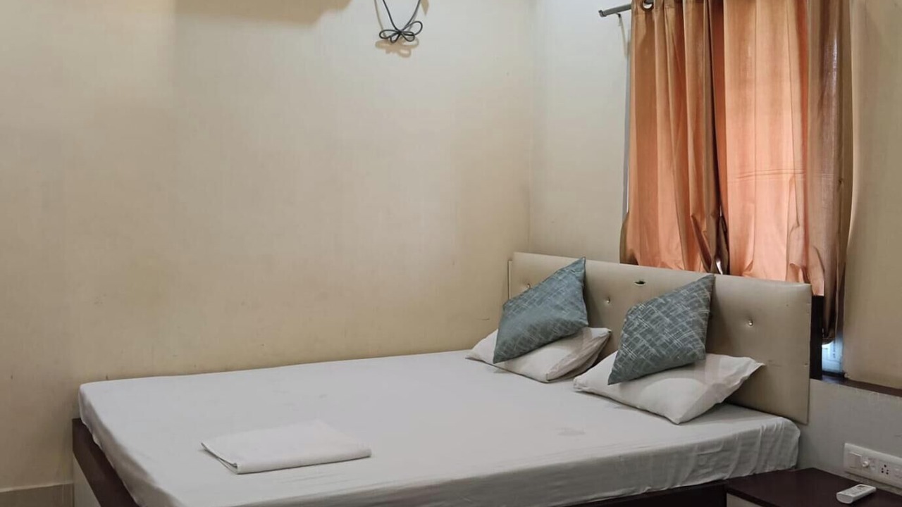 Photo of Bedroom in Deoghar