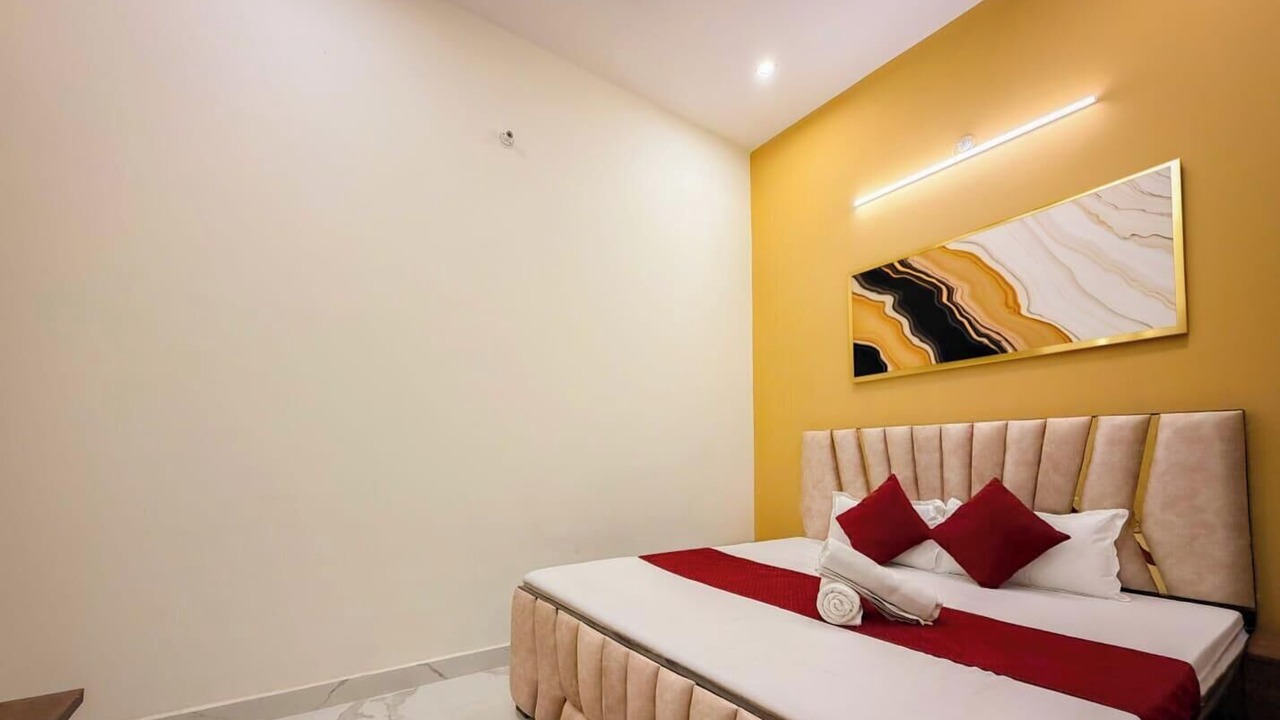 Photo of Bedroom in Vrindavan