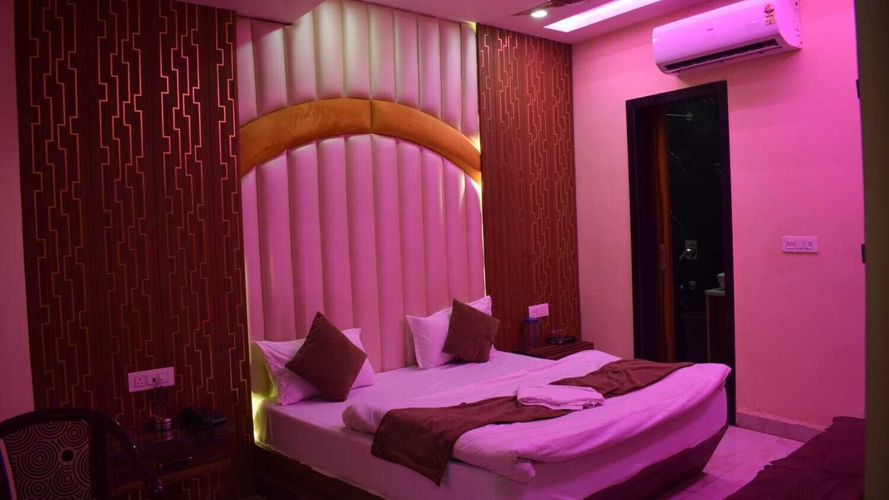 Photo of Bedroom in Mathura