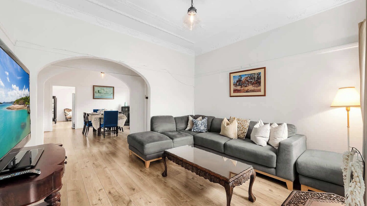 Photo of Livingroom in Brighton-le-Sands