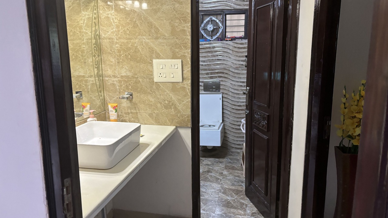 Photo of Bathroom in Rau